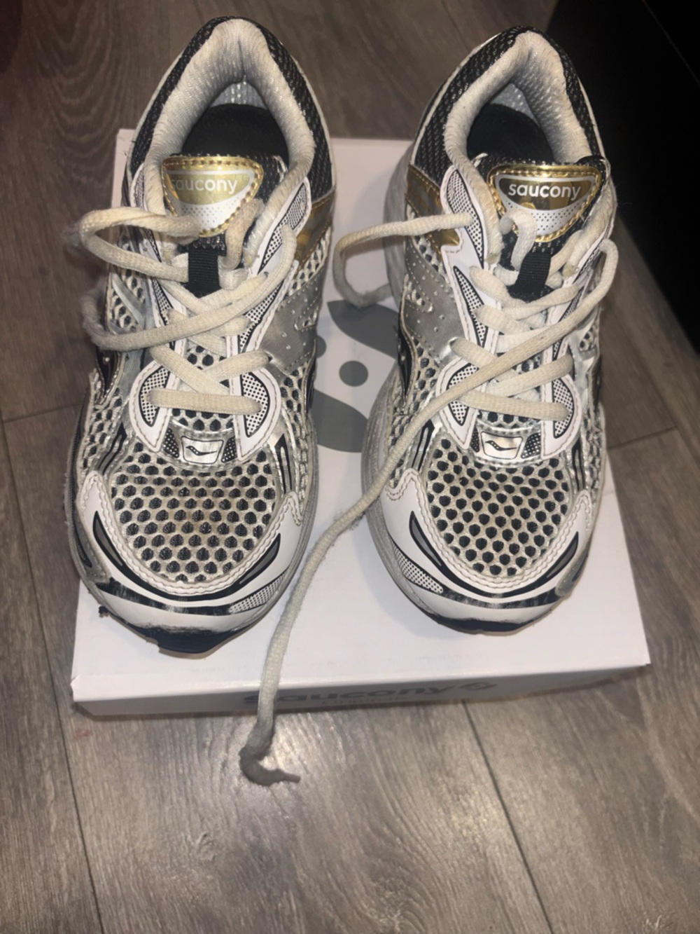 Saucony